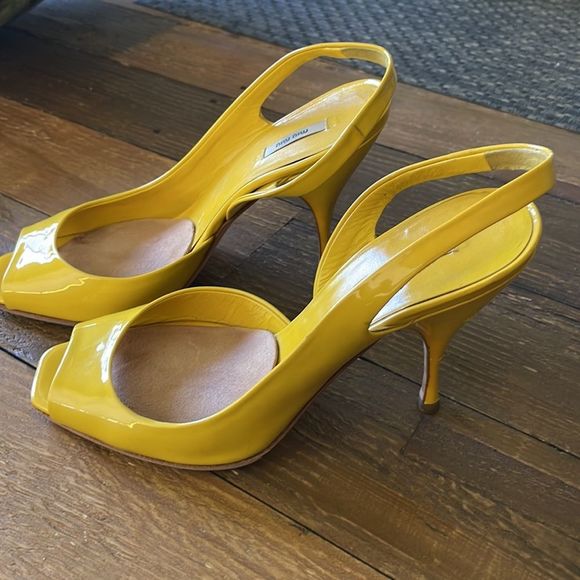 Miu Miu Yellow Open Toe Heels - Picture 2 of 5